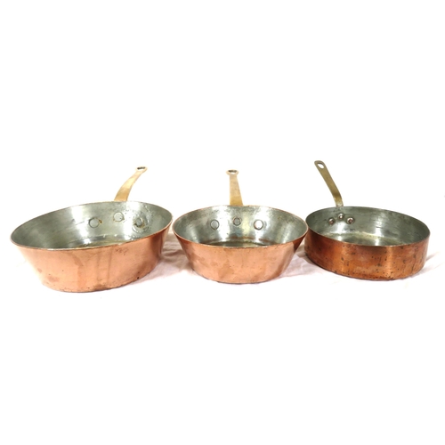 177 - 3 Georgian style heavy copper pans with shaped handles