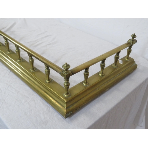 234 - Victorian brass fire fender with shaped rails