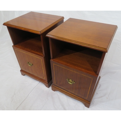 86 - Pair of Edwardian design inlaid bedside cabinets with drop handles, presses under, on bracket feet