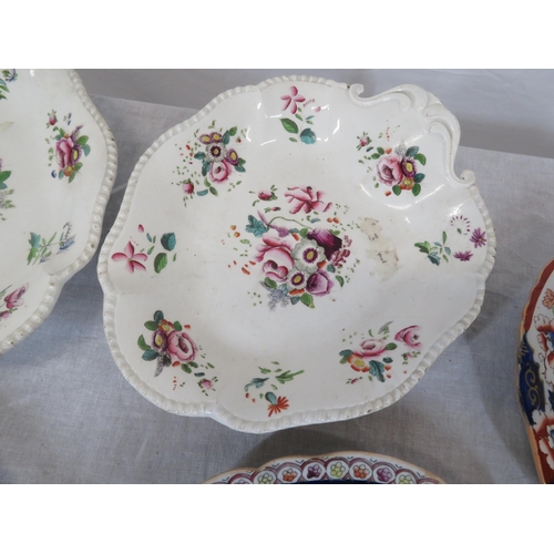 113 - 4 Masons Ironstone plates & 2 oval dishes with foliate decoration