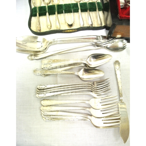 104 - Assorted lot of cutlery, canteen, vase, shaving kit, etc., in box