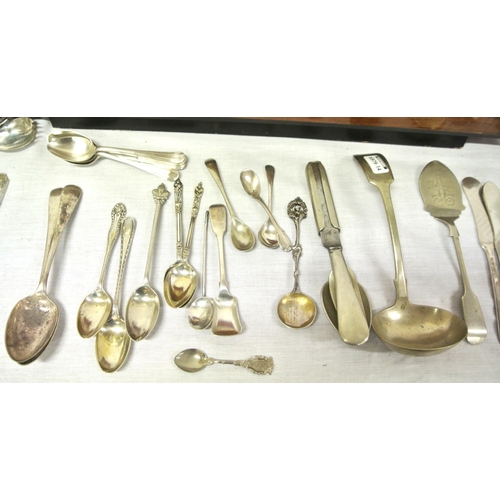 104 - Assorted lot of cutlery, canteen, vase, shaving kit, etc., in box