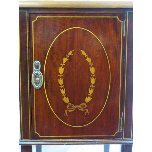 115 - Edwardian design mahogany dressing table with bevelled swivel mirror, drawer & two side presses with... 