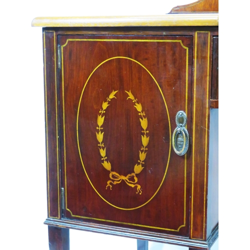 115 - Edwardian design mahogany dressing table with bevelled swivel mirror, drawer & two side presses with... 