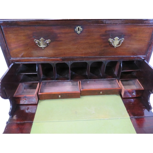 155 - Edwardian mahogany secretaire chest on chest with 2 short & 4 long drawers of graduating sizes, fitt... 