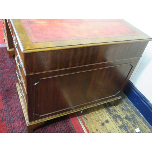 150 - Edwardian mahogany pedestal desk with leatherette inset, 8 frieze drawers, 6 side drawers, ornate br... 