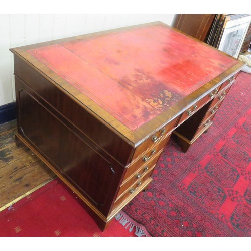 150 - Edwardian mahogany pedestal desk with leatherette inset, 8 frieze drawers, 6 side drawers, ornate br... 