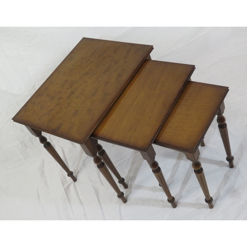 71 - Nest of 3 mahogany tables with reeded borders, turned reeded tapering legs