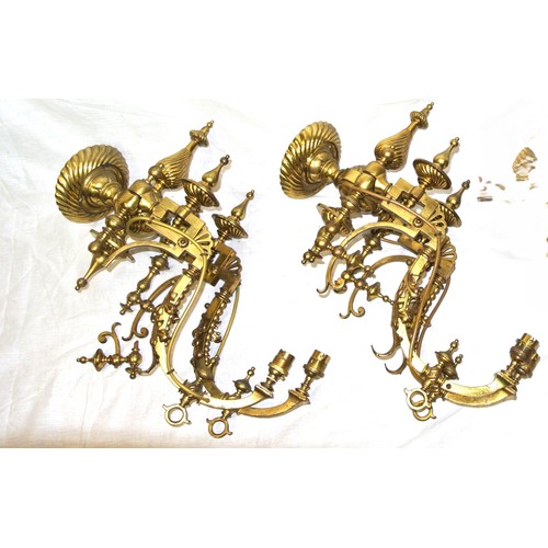 197 - Pair of ornate brass Victorian wall brackets with shaped beaded arms, finials & reeded backplates 30... 