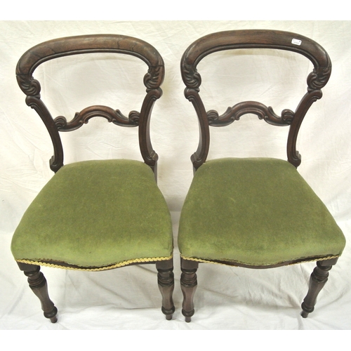 318 - Pair of Victorian walnut occasional chairs with shaped rails, serpentine fronted upholstered seats, ... 