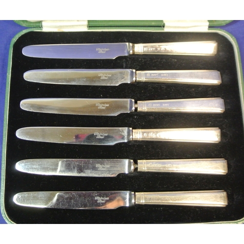 37 - Set of 6 Sheffield silver handled art deco style knives in presentation case