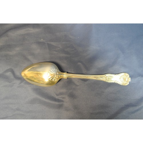 113 - Irish silver serving spoon with Kings Pattern crested handle, by James Le Bas, Dublin 1835, 100g, 23... 