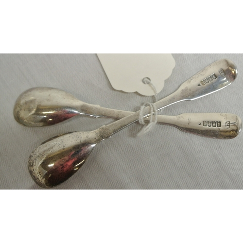 137 - Pair of Irish silver mustard spoons by Samuel Neville, Dublin 1818, 105mm