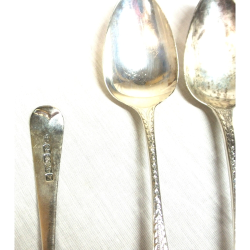 144 - Set of 6 Irish silver dessert spoons with bright cut handles, by Richard Sawyer, Dublin 1809, 117g, ... 