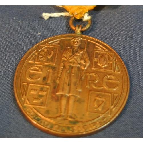 243 - Irish War of Independence Medal  (un named) 'Cogadh na Saoirse' 1917-1921, missing ribbon