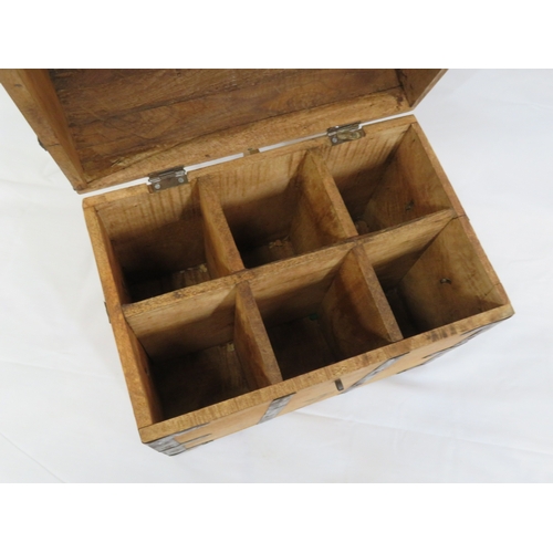 279 - Vintage timber wine box with sectioned interior & handles