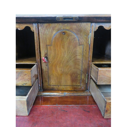 380 - Georgian mahogany bureau with drop-down front, pull-out supports, fitted interior, 3 graduated drawe... 