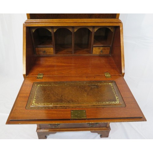 425 - Edwardian walnut & mahogany slim bureau bookcase with dentil frieze, astragal glazed door, shelved i... 