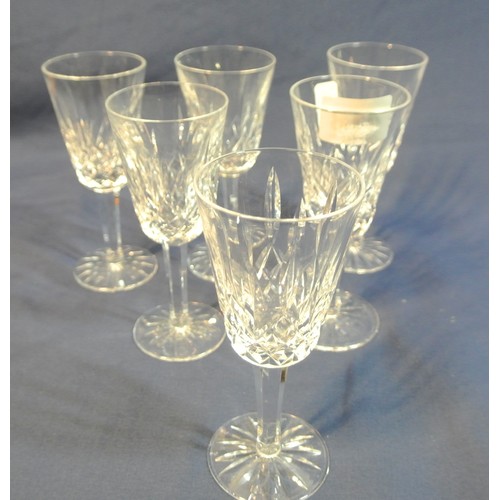 418 - Set of 6 Waterford Crystal sherry glasses with diamond decoration & round bases