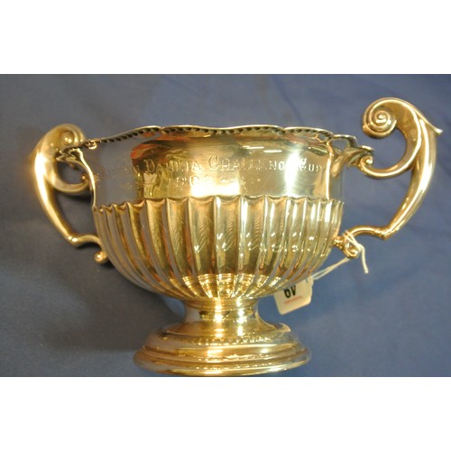 49 - Sheffield silver rose bowl with shaped handles, wavy beaded rim, reeded sides, on round stepped base... 