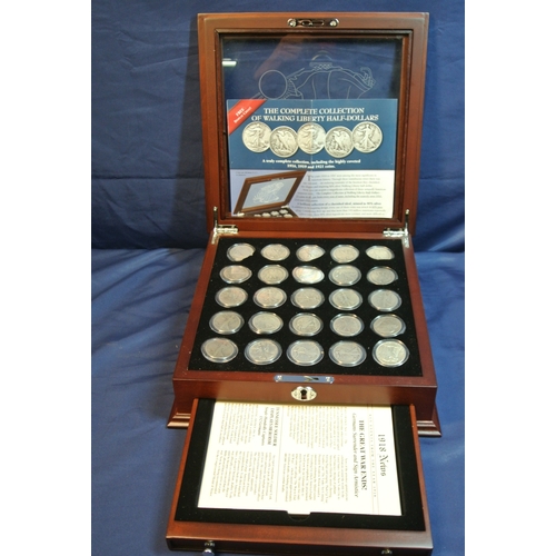 160 - The complete collection of US Walking Liberty Half -Dollars, in presentation case  Total 25 Years  1... 