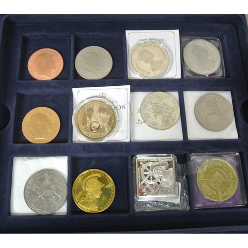 171 - UK Collection of various commemorative coins etc.  First World War, Queen Elizabeth various commemor... 