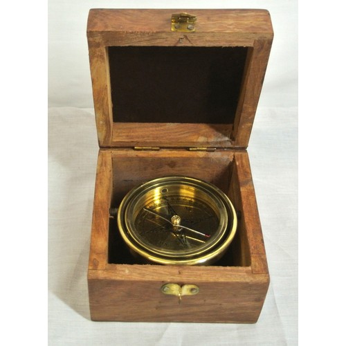 348 - Mariners round brass gimballed compass in teak case