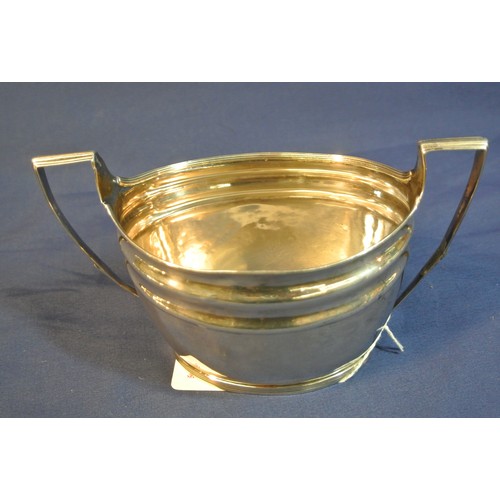 52 - George III London silver oval sugar bowl with reeded rim and handles and reeded base, London 1799, 1... 