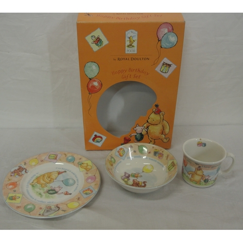 398 - Royal Doulton 'Classic Pooh Happy Birthday' gift set in box