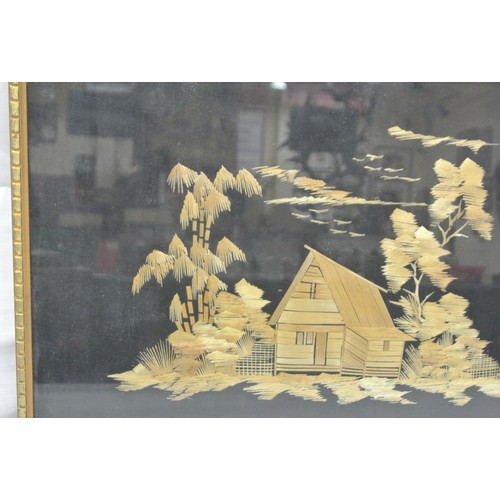 196 - Pair of Japanese wood pictures 29x39cm each