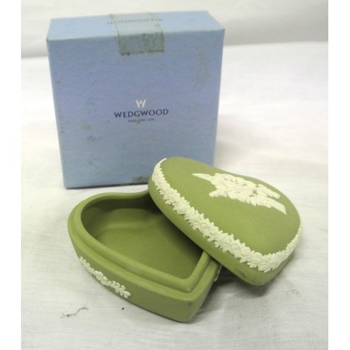 335 - Wedgwood sage green heart shaped ring box, in box