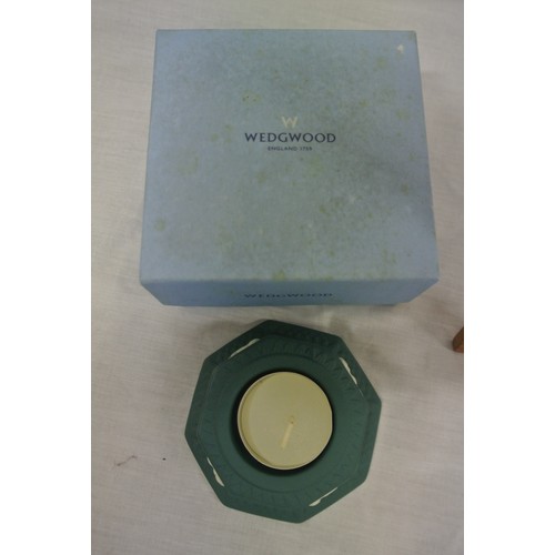 362 - Wedgwood Jasper Cherub nightlight holder