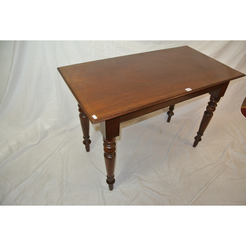 105 - Victorian inlaid mahogany occasional or side table with satin & ebony string inlay, on turned taperi... 