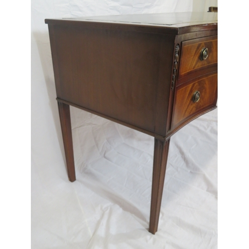 145 - Edwardian design serpentine fronted inlaid mahogany desk or side table with leatherette inset, 5 dra... 