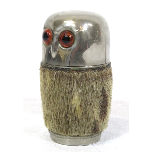 97 - 'Owl' stirrup cup holder with 4 silverplated cups
