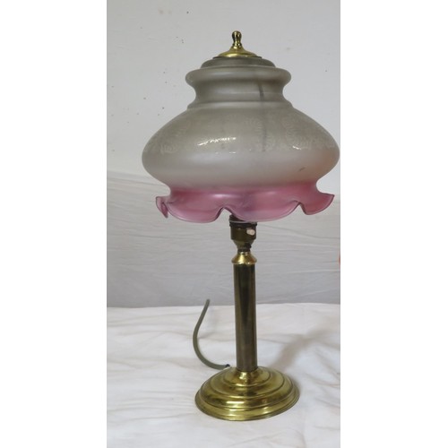 123 - Brass table lamp with decorative glass shade