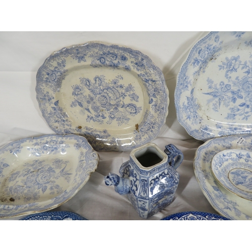 75 - Assorted lot of blue & white decorated ware in box