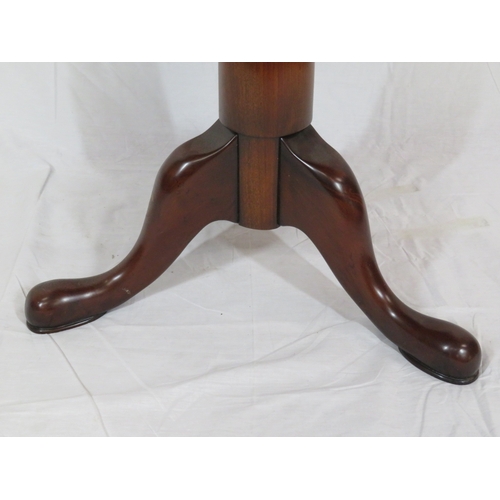 195 - Victorian burr elm topped round occasional table with shaped mahogany column on yew tripod with pad ... 