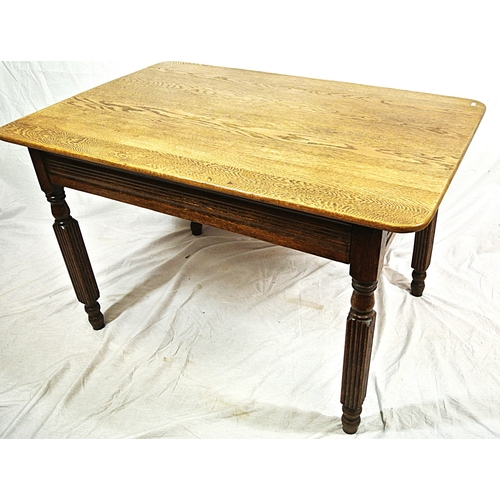120 - Edwardian style oak dining table with reeded shaped legs