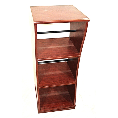 88 - Rotating 3-tier bookshelf on square base