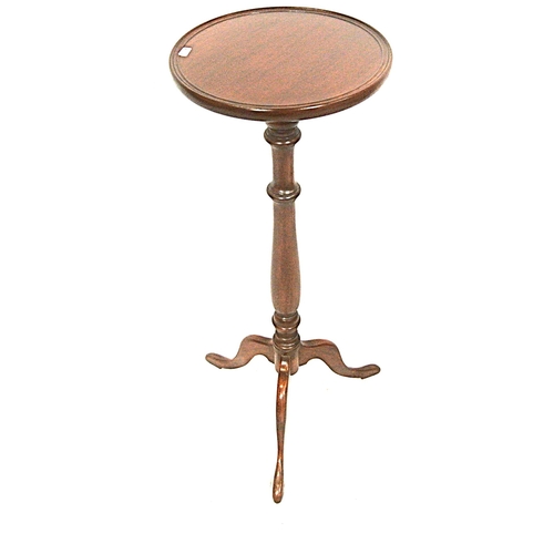 109 - Edwardian style mahogany torchere or jardiniere stand with raised rim, turned column, on hipped trip... 
