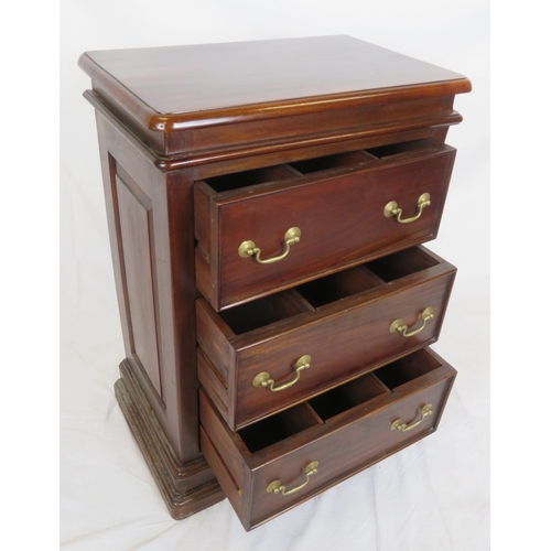 186 - Edwardian design mahogany chest of 3 sectioned drawers with brass drop handles, on bracket feet