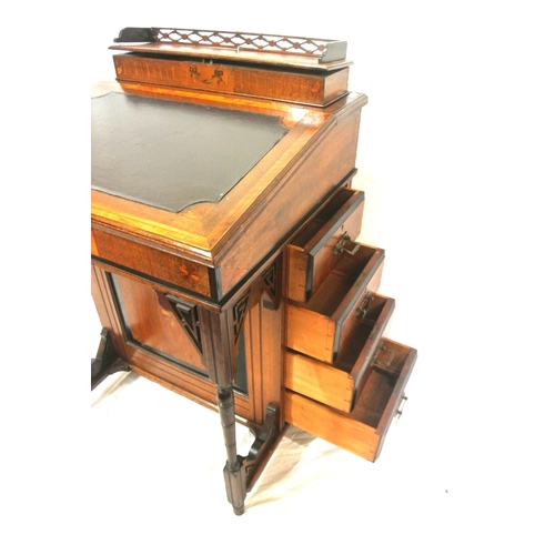 76 - Edwardian inlaid mahogany davenport with with lift-up lids, sectioned interior, leatherette inset, 4... 