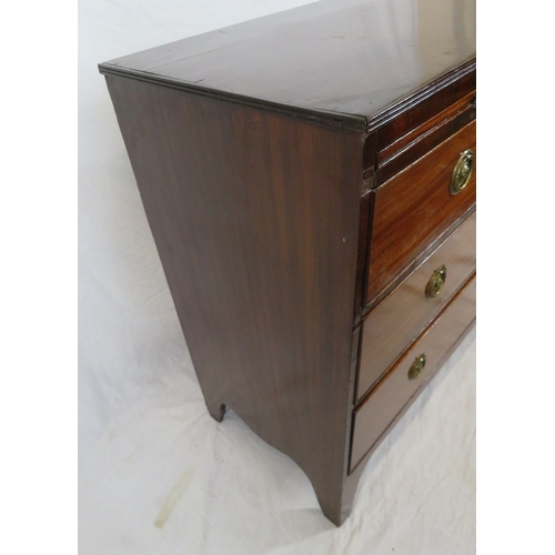 305 - Edwardian mahogany bachelors chest with pull-out slide, 3 graduated drawers with drop handles, on br... 