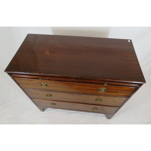 305 - Edwardian mahogany bachelors chest with pull-out slide, 3 graduated drawers with drop handles, on br... 