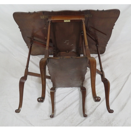 451 - Victorian mahogany pembroke table with drop leaves, gateleg support, turned columns, cabriole legs w... 