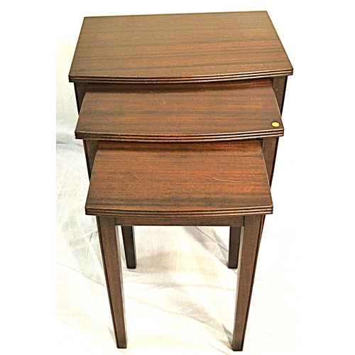 459 - Edwardian design nest of 3 bowfronted graduated tables with reeded borders H 50 x 50 x36cm