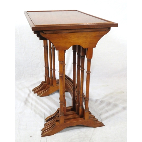 481 - Edwardian yew quartetto nest of 4 graduating tables with raised rims, turned columns, on bracket fee... 