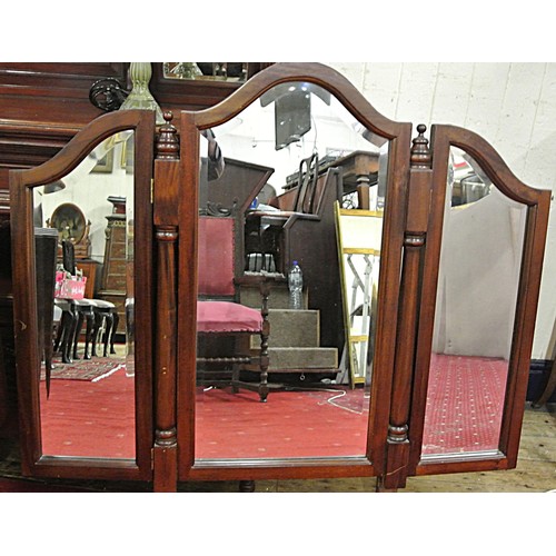 490 - Triple folding mirror H110 x L120