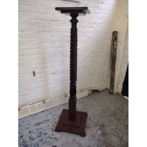 Lot 28        